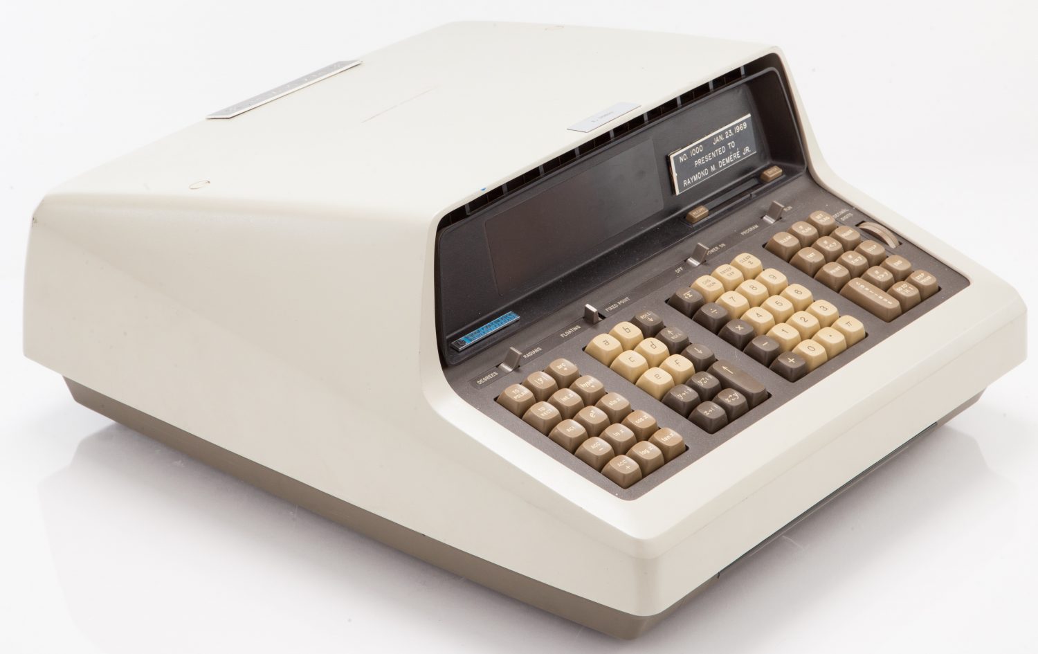 The HP 9100A programmable desktop calculator (left/front view).