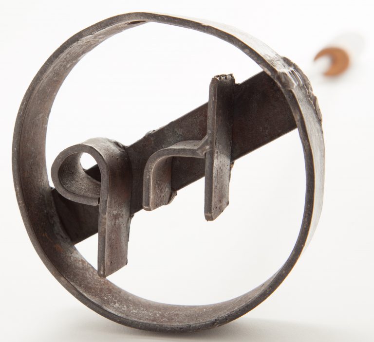 Detail of the HP logo on the branding iron.