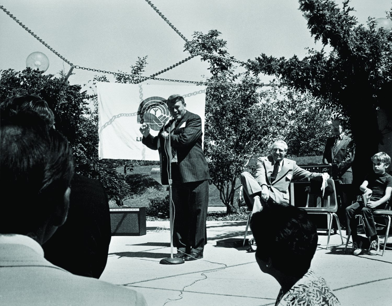Bill Hewlett on stage at a Santa Clara County United Way fundraising event in 1975.