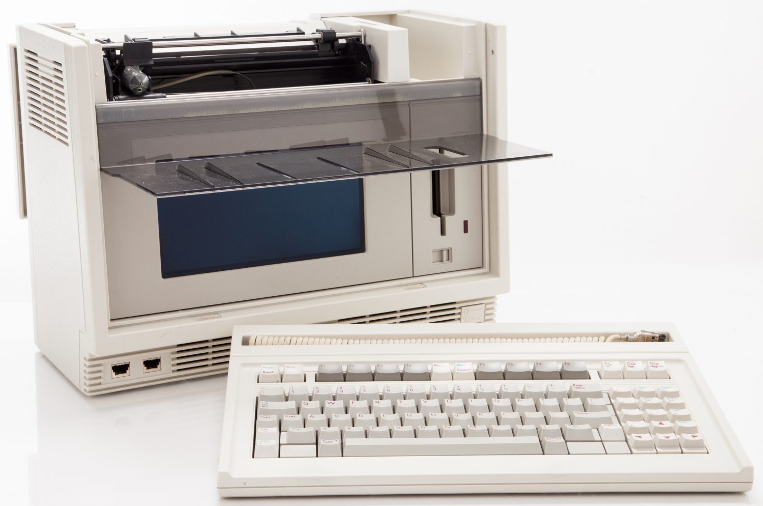 The HP 9807A Integral PC with a built-in printer, disk drive and separate keyboard.