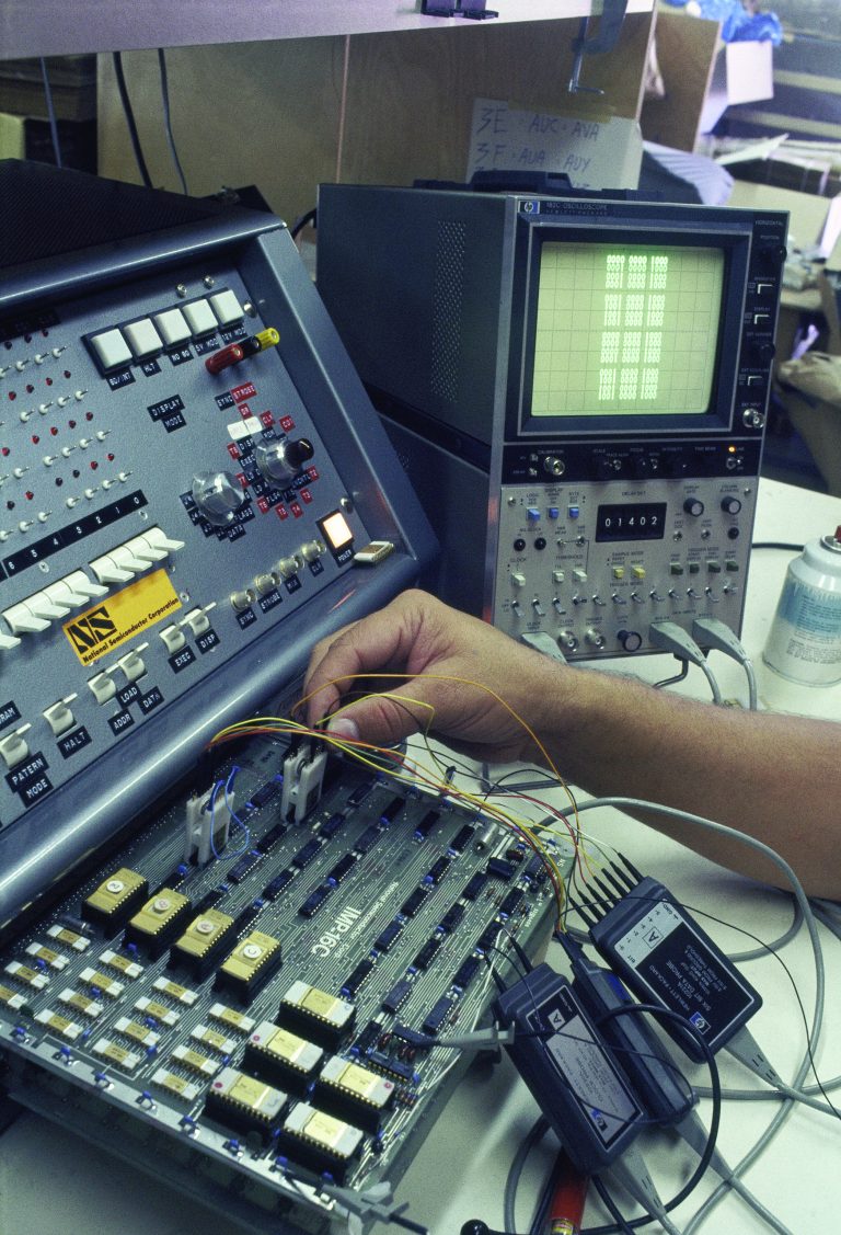 Photo of the HP 1601L Logic Analyzer with various wires attached.