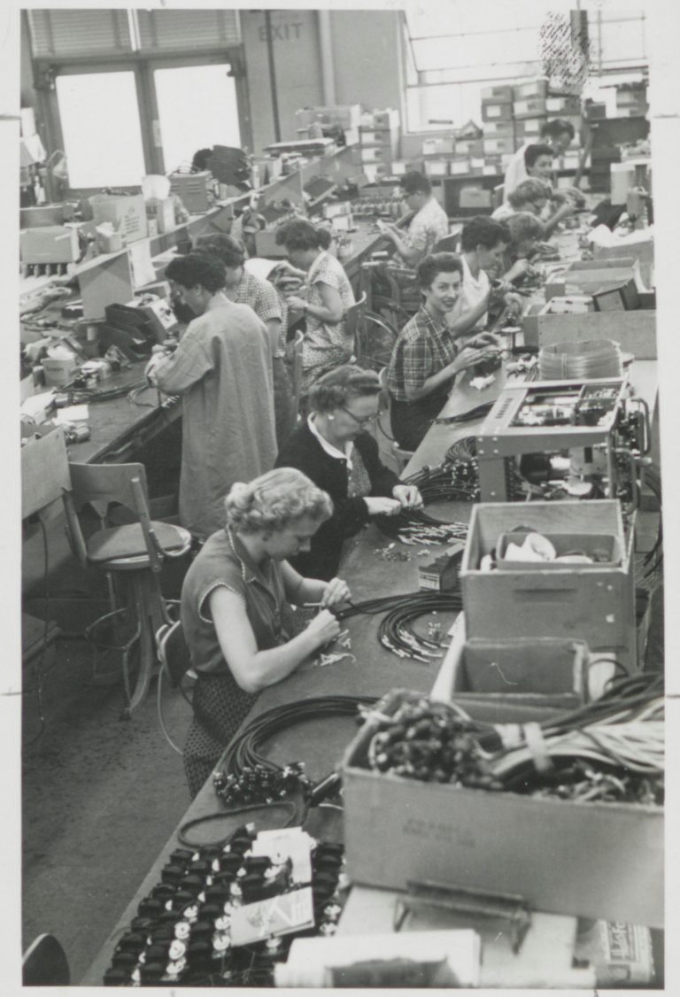 Photo of many women on Hewlett-Packard's production line in the 1940s or 1950s.