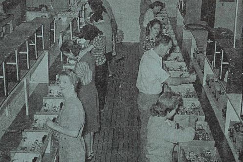 Cover of Watt's Current from March 8, 1946 featuring a production line of mostly women.