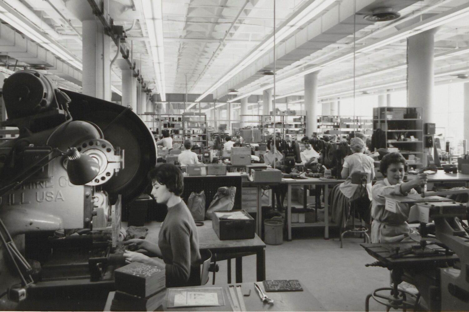Female employees working at the Palo Alto production facility in the 1950s or 1960s.